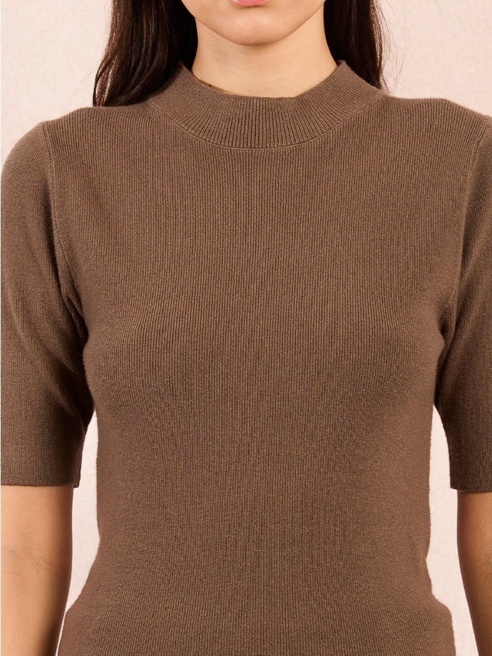 Molly Bracken Khaki Brown Minimalist Short Sleeve Knit Sweater Top Large NWT - Picture 5 of 15